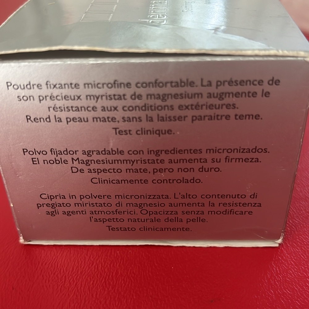 Dermacolor Light Setting Powder - Picture 5 of 5